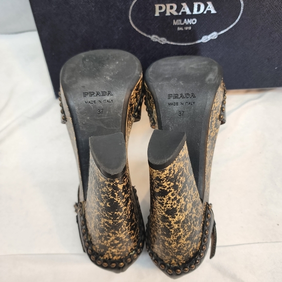 Prada Platform Studded Heels Prada Size 37 US 7 Stunning! Made in Italy  🇮🇹 - Picture 7 of 10